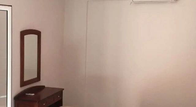 Kris Apartments