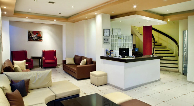 Mitzithras Hotel, Rezervovat Hotel Loutraki 