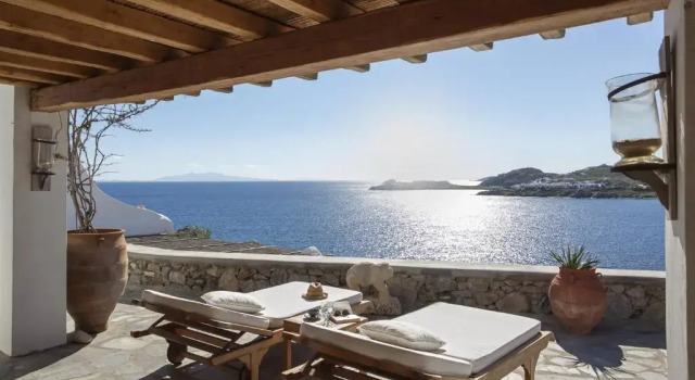 Номер Standard Beachfront Mykonos Guest House