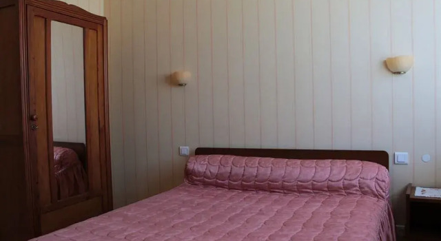 Hotel Ladagnous, Rezerwuj Hotel Peyrouse Hautes-Pyrénées