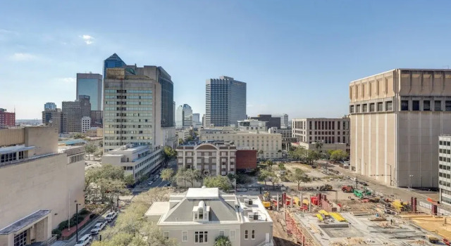 Апартаменты Downtown Studio w/ City Views in Jacksonville!