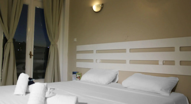 Syros Holidays