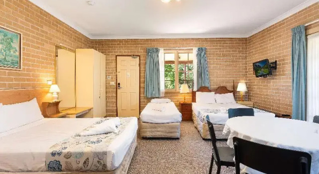Семейный номер Deluxe SureStay Hotel by Best Western, New Inn Richmond