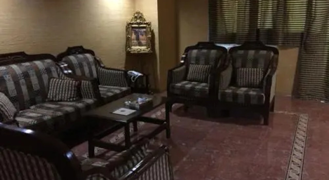 Al Salman Hotel, Buchen Sie Hotel Hotels in Provinz al-Qasim mit Pool, Schwimmbad