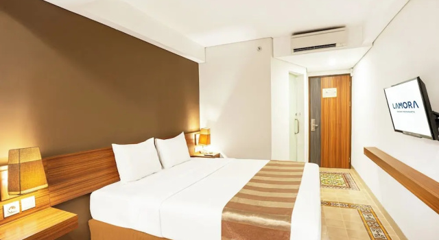 Номер Executive с балконом LAMORA Sagan Yogyakarta - formerly H Boutique Yogyakarta