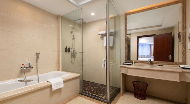 Семейный люкс Deluxe Haili Garden Hotel