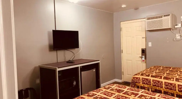 Двухместный номер Standard Red Carpet Inn - Norristown
