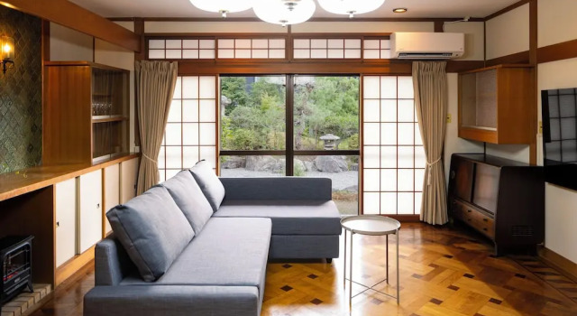 Kawamoto Villa garden, Забронировать Вилла Юфу Оита