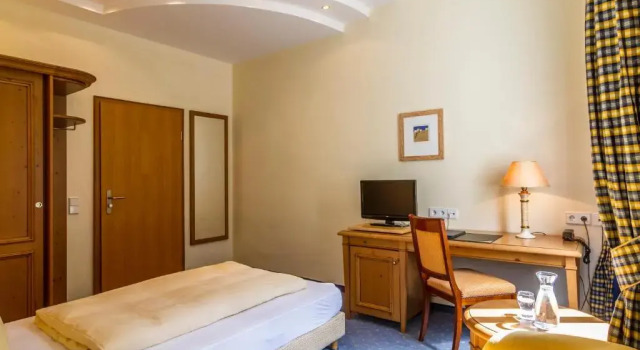 Одноместный номер Standard Waldhotel Bad Sulzburg