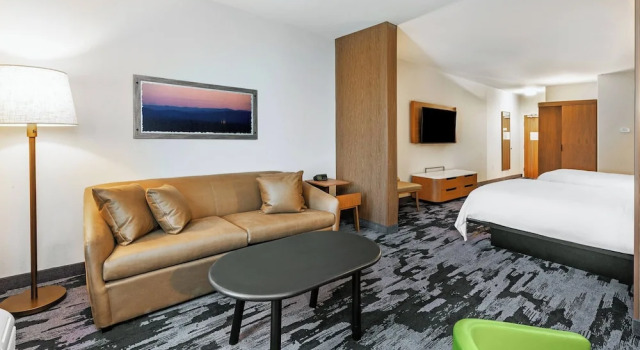 Люкс Fairfield Inn & Suites by Marriott Tulsa Catoosa
