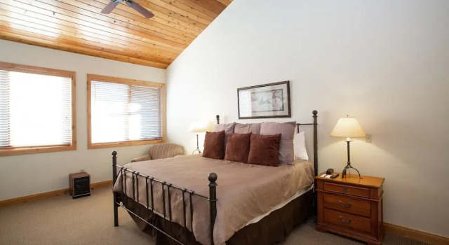 Trail's End Lodge at Deer Valley Resort - One Bedroom Residence with Spa #305 1 Condo
