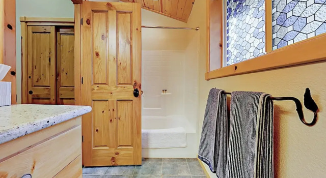 7250 2nd Ave Home 3 Bedrooms 2 Bathrooms Home, Забронировать Дом для отпуска Коттеджи Хоумвуд, Коттедж