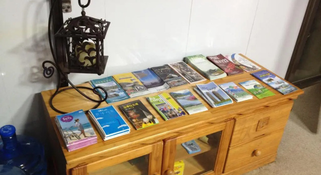 The little prince guesthouse, Boek Hotel Hotels in Gangwon-Do met parkeren, Parkeren