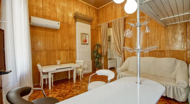 Rustaveli Central ApartHotel, Забронировать Отель Мтацминда Тбилиси, рядом с Tеатр имени Марджанишвили