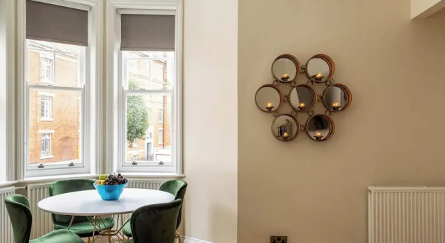 Апартаменты Molyneux Street Apartments