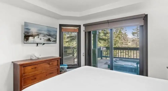 107 - Three Bedroom with Spa Ridgepoint 3 Condo, Varaa Lomakeskus Park City 