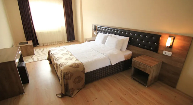 Апартаменты c 1 комнатой с балконом Royal Life Residence