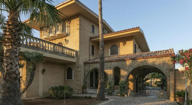 Villa FullHouse, Buchen Sie Villa Villen in Ugento, Villa