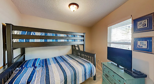 New Listing! Gulf-view Beach W/ Pools 2 Bedroom Condo, Varaa Hotelli Hotellit Emerald Coast uima-altaalla, Uima-allas