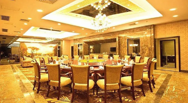 Enshi International Hotel, Prenota Hotel Enshi Prefecture Cina