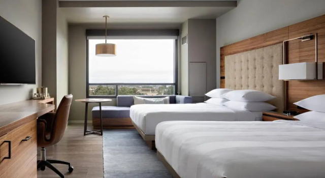 Четырёхместный номер Standard Houston CityPlace Marriott at Springwoods Village