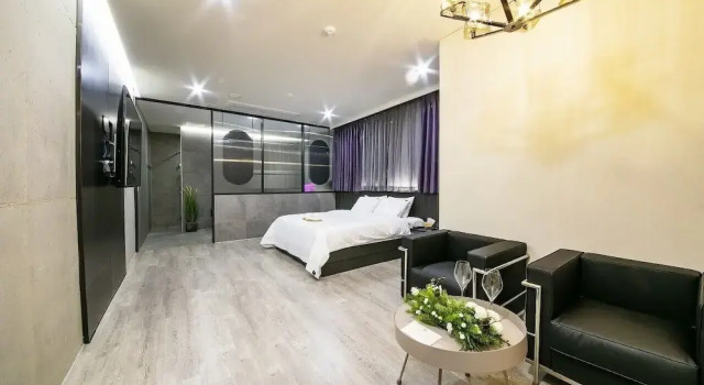 Epoche Hotel, Забронировать Отель Чинджу Кёнсан-Намдо