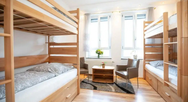 Hostel WohnZimmer-Essen, Забронировать Отель Бизнес-отели Эссен, 4* 5*