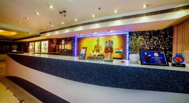 THE FAME HOTEL, Prenota Hotel Baharampur West Bengal