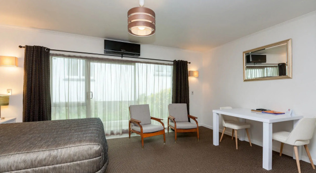 The Strand, Rezerwuj Mini-hotel Mini-hotele w Taranaki, Mini-hotel
