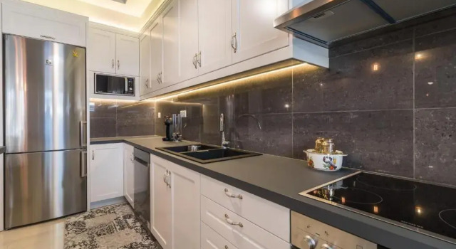 Апартаменты с балконом Comfortable and Spacious 2 bdr Apt