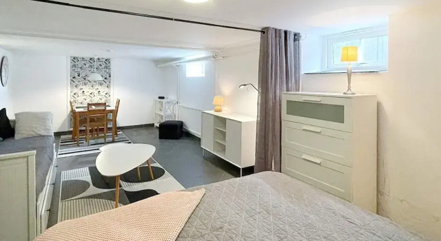 4 Person Holiday Home in Ystad-by Traum, Rezerwuj Apartament Hotele w Lagos z parkingiem, Parking