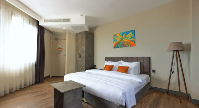 Grand Royal Hotel, Varaa Hotelli Hotellit Marmara-alue pysäköinnillä, Pysäköinti