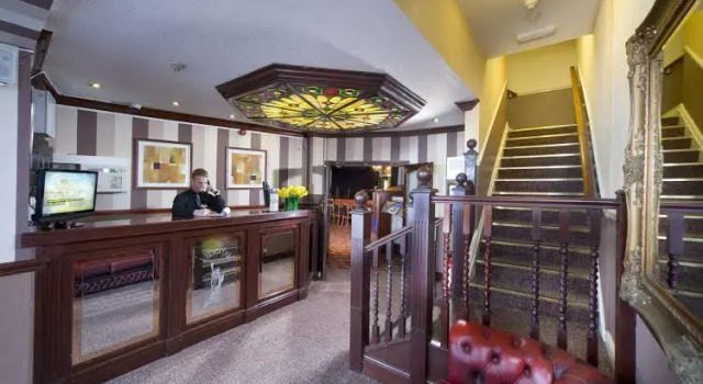 Bayside lodge, Забронировать Отель Отели Блэкпул с парковкой, рядом с Конференц-центр Winter Gardens, Парковка