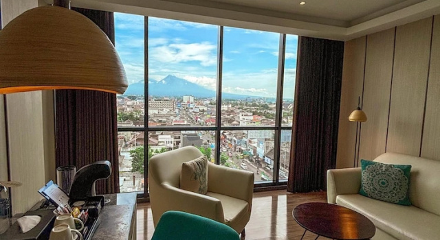 Номер Grand The Manohara Hotel Yogyakarta