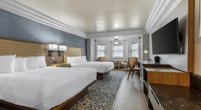 Четырёхместный номер Standard с видом на реку Best Western Potsdam University Park Inn