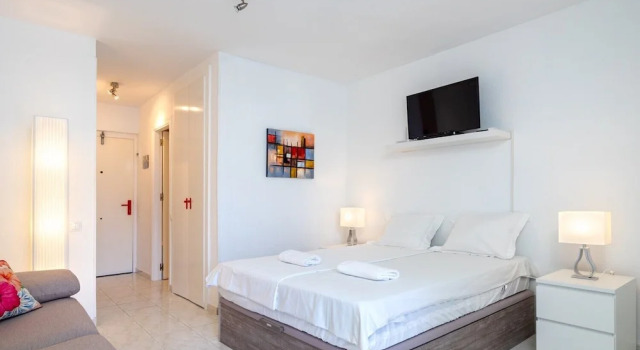 Lovely Studio with Sea View Ref 57, Забронировать Отель Отели Бенальмадена 3 звезды, рядом с Casa de la Cultura, 3*
