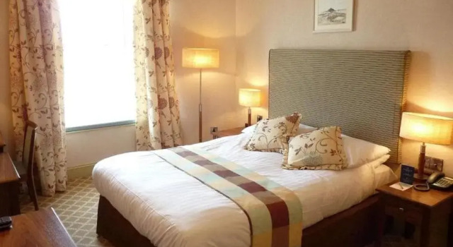 Mullion Cove Hotel Spa & Apartments, Varaa Huoneisto Asunnot kohteessa Merseyside, Huoneisto