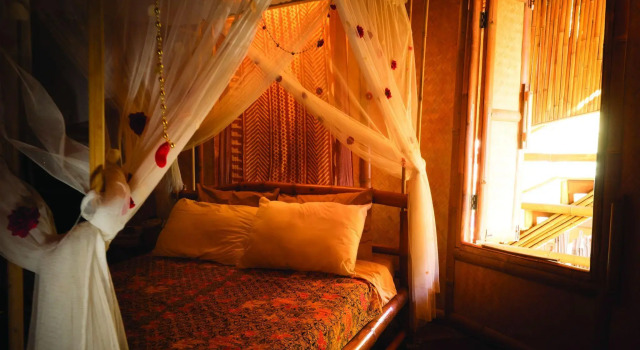 Paree Hut Resort Koh Sichang