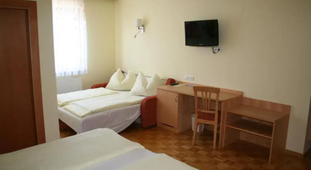 Семейный номер Standard Hotel Restaurant Thadeushof