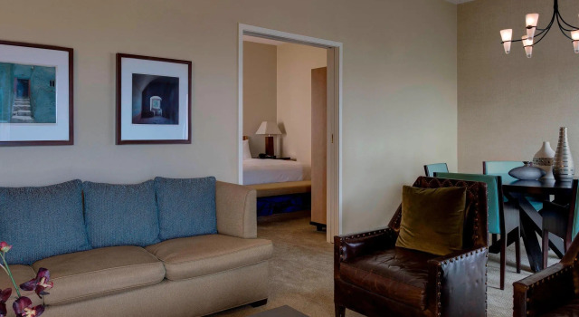 Двухместный полулюкс c 1 комнатой Отель The Ricardo Marriott DFW Westlake