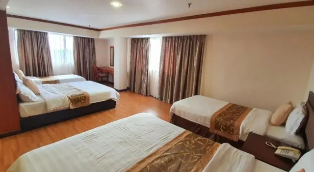 Семейный люкс Kemena Plaza Hotel