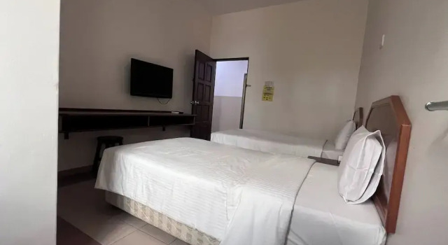 SL Guesthouse Kuantan, Pahang, Rezerwuj Pensjonat Hotele w Kuantan z parkingiem, Parking
