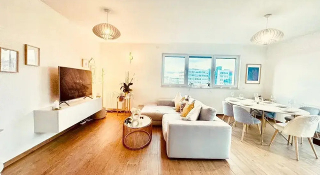 Luxury two bedrooms flat, Prenota Appartamento Luxembourg Lussemburgo