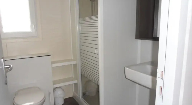 Коттедж с 2 комнатами Camping des Gorges de L'allier