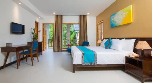 Двухместный номер Luxury с видом на бассейн Nadine Phu Quoc Resort & Spa