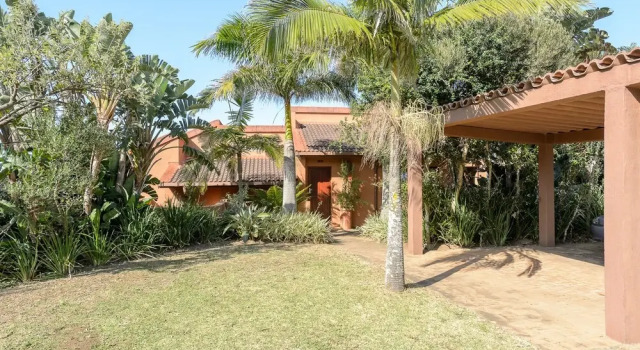 Вилла Luxury San Lameer Villa Rentals 3704