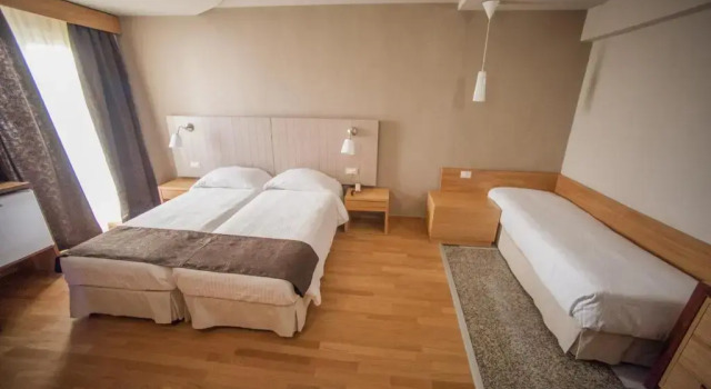 Семейный номер Standard с видом на сад El Greco Hotel
