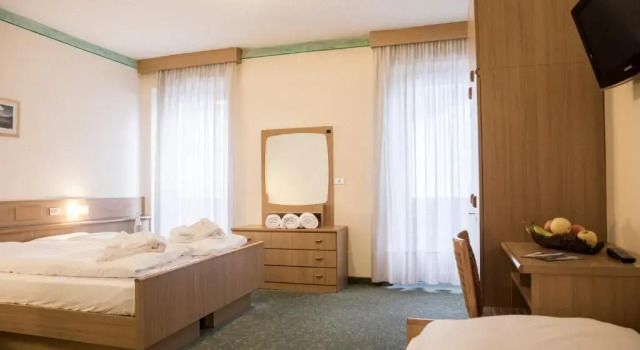 Трёхместный номер Standard Active Hotel Rosat