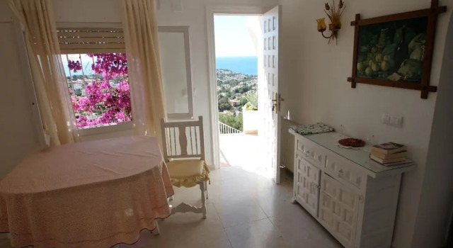 Bellevue - sea view holiday home with private pool in Benissa, Забронировать Отель Отели провинции Аликанте с парковкой, Парковка
