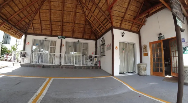 Blue Diamond Lodge